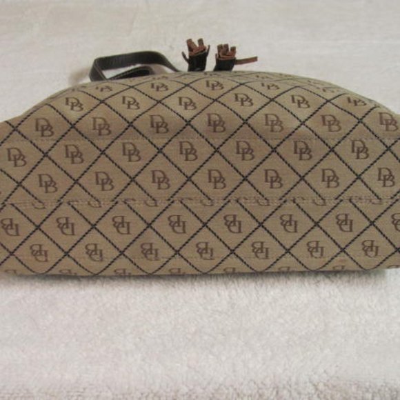Dooney Bourke Vintage Women’s Brown and Beige Canvas handbag Leather trim - Picture 12 of 14